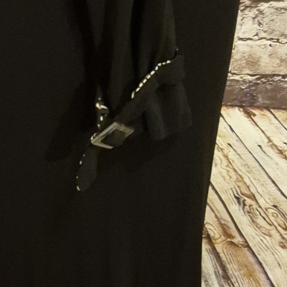 Diane Von Furstenberg Elegant Black Long Sleeve Dress Contrast Belt Size 2 - Picture 7 of 8
